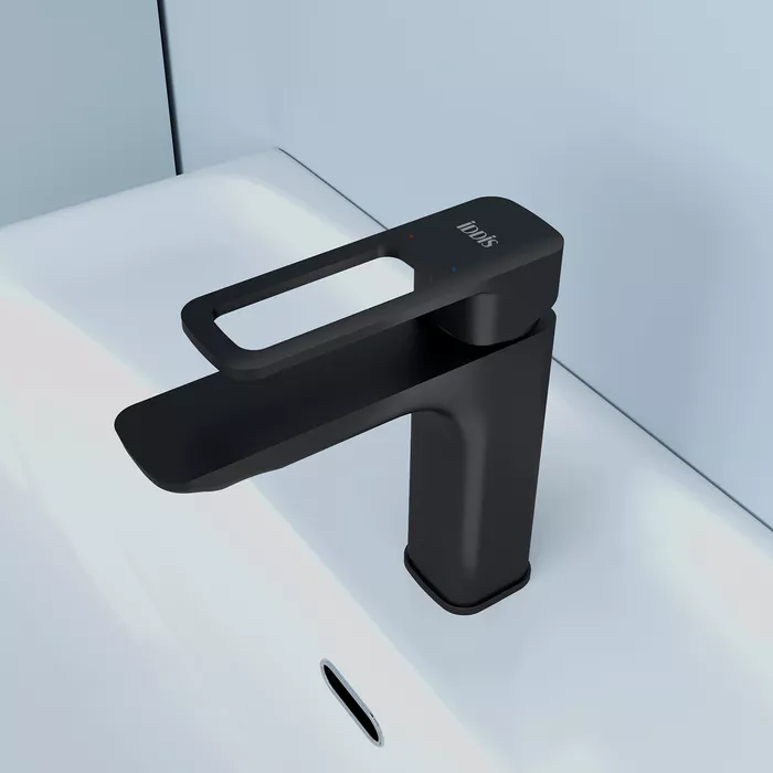 Смеситель для раковины IDDIS Slide черный SLIBL00i01