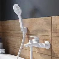 Смеситель для ванны IDDIS Ray белый RAYWT02i02