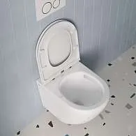 Унитаз подвесной IDDIS безободковый Blanco смыв торнадо BLQRDSEI25